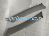 Накладка передней стойки внутренняя (пластик)